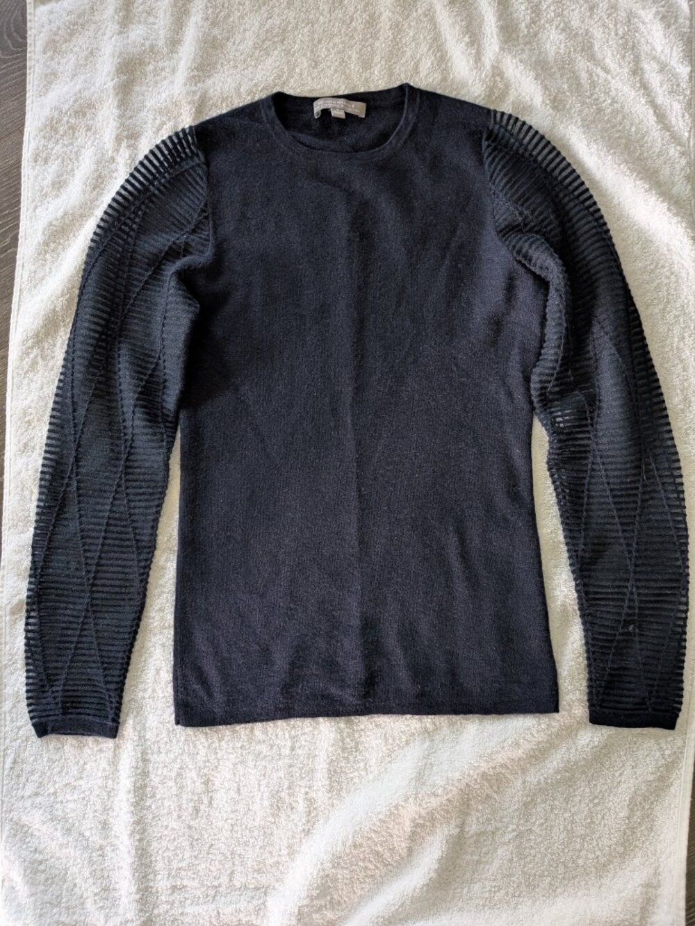 Neiman Marcus The Cashmere Collection Navy Sweater w/Sheer Sleeves. Size S. EUC